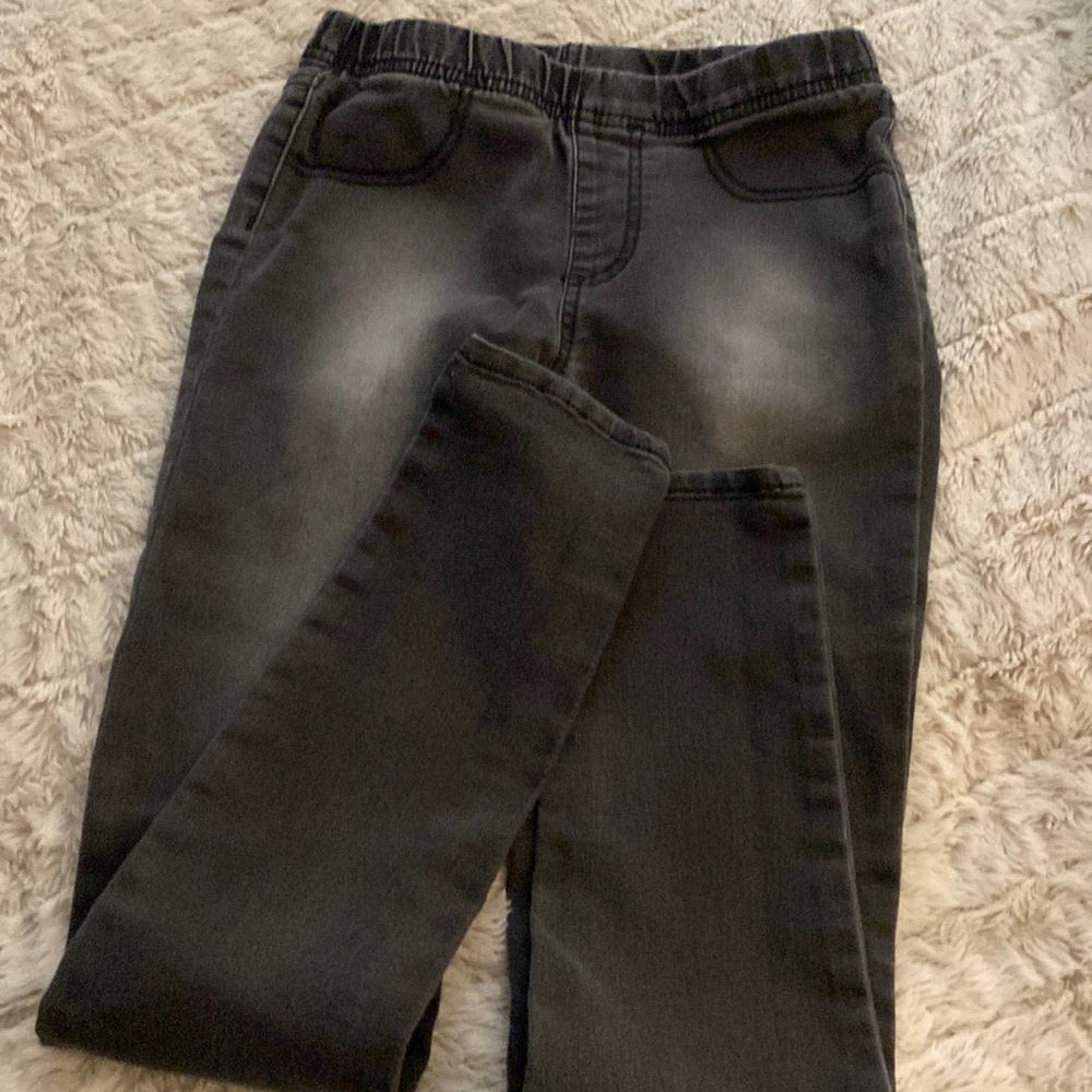 Girls pull on jeans size 14